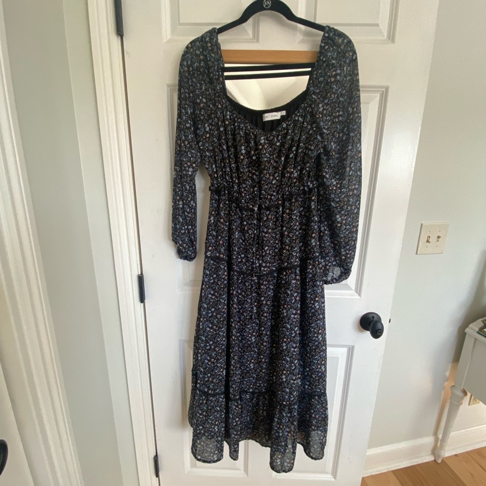 Juliet Floral Long Sleeve Tiered Midi Dress